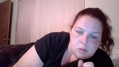Snapshot of x0_jade chatting on 12-21-25, 11:06 x0_jade online show from 12-21-25, 11:06