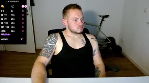 x19marco93x online show from 11-12-25, 08:52