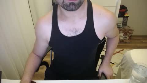 Snapshot of x_____0_____x chatting on 01-14-26, 10:58 Mr. Lonely online show from 01-14-26, 10:58