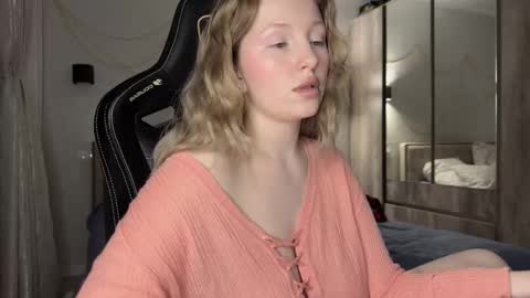 eva online show from 01-10-25, 03:27