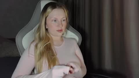 Snapshot of x__ivy_x chatting on 04-14-26, 05:41 eva online show from 04-14-26, 05:41