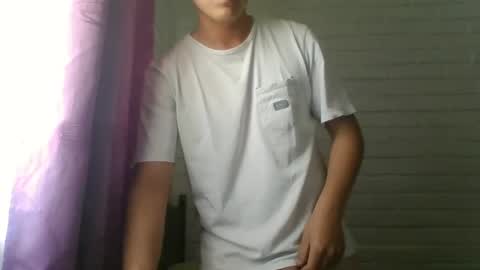 Snapshot of x_andrescam chatting on 12-17-24, 07:04 x_andrescam online show from 12-17-24, 07:04