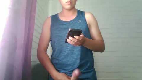 Snapshot of x_andrescam chatting on 03-04-25, 09:32 x_andrescam online show from 03-04-25, 09:32