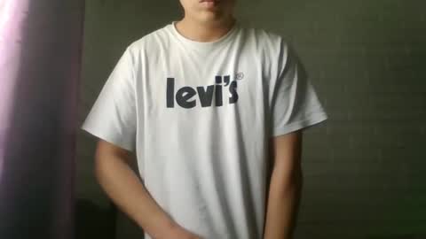 Snapshot of x_andrescam chatting on 09-20-25, 06:42 x_andrescam online show from 09-20-25, 06:42