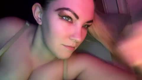 Mariah  online show from 12-18-24, 04:42