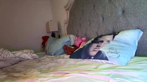 Mariah  online show from 03-09-25, 05:44