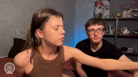 Philipp and Este online show from 07-12-26, 06:26