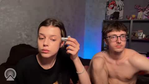 Philipp and Este online show from 08-06-26, 03:08