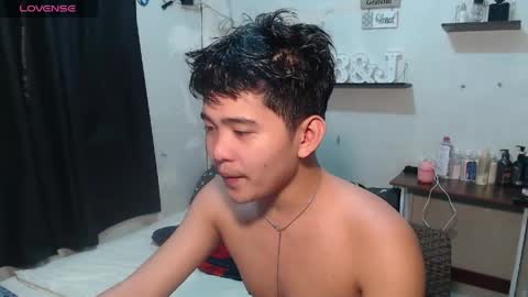 Snapshot of x_jemy22 chatting on 05-22-26, 11:38 Jemy online show from 05-22-26, 11:38