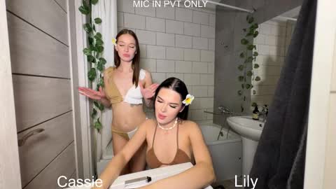 Snapshot of x_kai chatting on 12-16-25, 07:41 wiwi clap clap cat baby girl online show from 12-16-25, 07:41