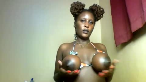 X melanine online show from 04-19-26, 07:38