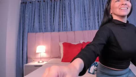 Snapshot of x_milu chatting on 03-01-25, 11:47 x_milu online show from 03-01-25, 11:47