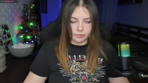 LOVE NERDS ONLY online show from 02-02-25, 02:27