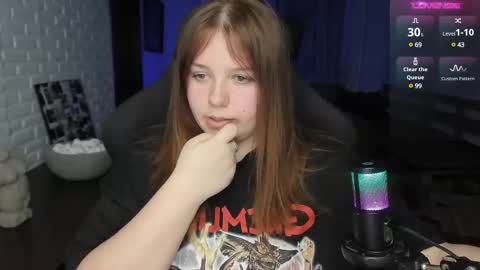 LOVE NERDS ONLY online show from 02-23-25, 02:18