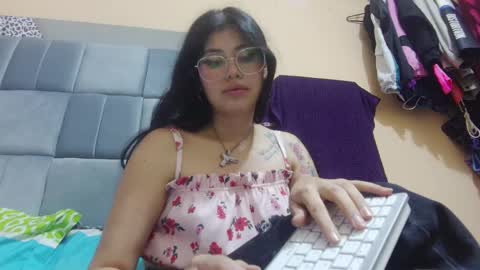 Snapshot of x_nyokoo chatting on 02-26-25, 12:05 My other accont x nyoko online show from 02-26-25, 12:05