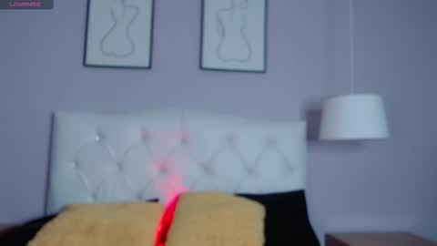 Snapshot of xaander_ chatting on 09-22-25, 03:08 aurora online show from 09-22-25, 03:08