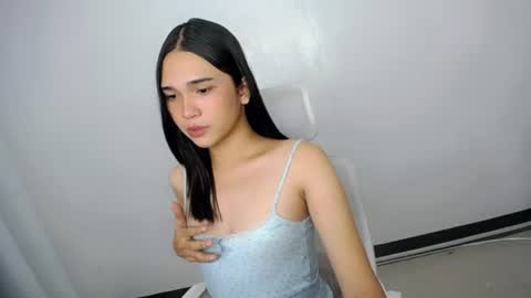 Snapshot of xairah_doux chatting on 06-14-26, 01:47 xairah_doux online show from 06-14-26, 01:47