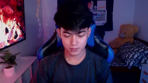 Prince Aldrian  online show from 01-04-25, 03:28