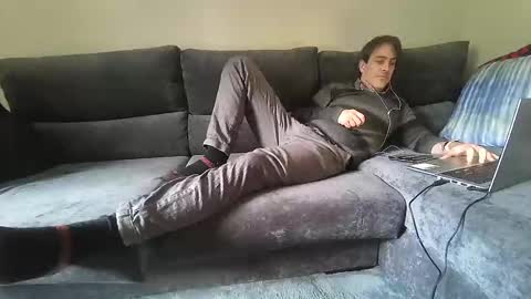 xalegarmax online show from 01-25-25, 02:03