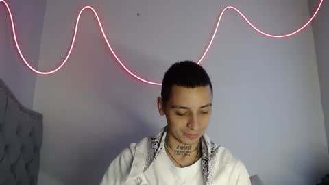 xalejo_max online show from 09-28-25, 05:51