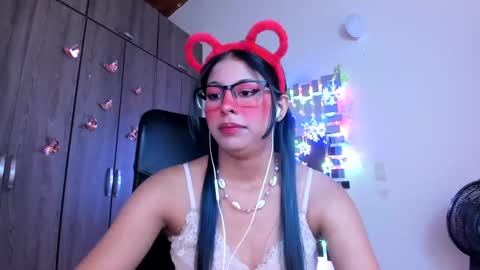 Snapshot of xallysonx_ chatting on 01-09-25, 02:29 XALLYSONX online show from 01-09-25, 02:29