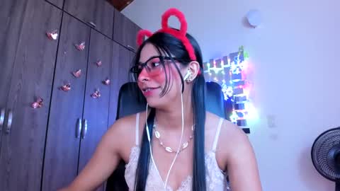 Snapshot of xallysonx_ chatting on 01-09-25, 05:33 XALLYSONX online show from 01-09-25, 05:33