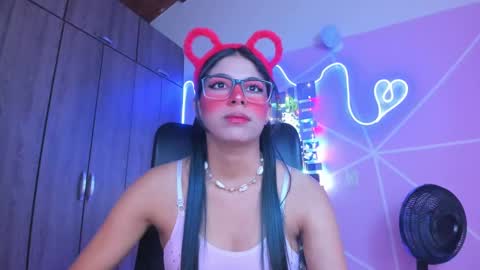 Snapshot of xallysonx_ chatting on 01-21-25, 11:24 XALLYSONX online show from 01-21-25, 11:24