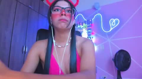 Snapshot of xallysonx_ chatting on 01-30-25, 02:25 XALLYSONX online show from 01-30-25, 02:25