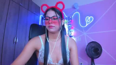 Snapshot of xallysonx_ chatting on 02-01-25, 11:21 XALLYSONX online show from 02-01-25, 11:21