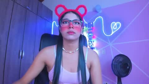 Snapshot of xallysonx_ chatting on 02-10-25, 11:15 XALLYSONX online show from 02-10-25, 11:15