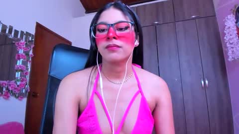 Snapshot of xallysonx_ chatting on 09-13-25, 11:21 XALLYSONX online show from 09-13-25, 11:21