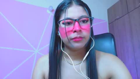 Snapshot of xallysonx_ chatting on 05-16-26, 11:53 XALLYSONX online show from 05-16-26, 11:53