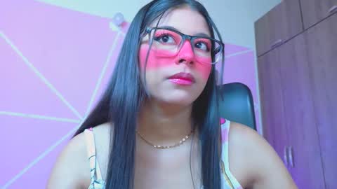 Snapshot of xallysonx_ chatting on 05-23-26, 11:25 XALLYSONX online show from 05-23-26, 11:25