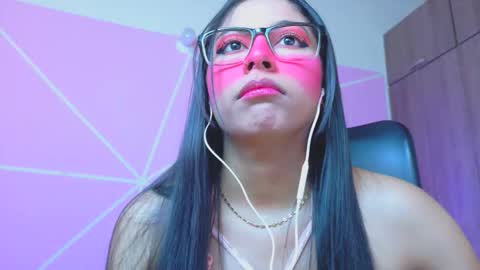 Snapshot of xallysonx_ chatting on 06-02-26, 11:45 XALLYSONX online show from 06-02-26, 11:45