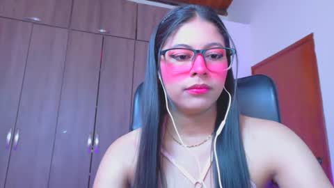 Snapshot of xallysonx_ chatting on 06-27-26, 12:22 XALLYSONX online show from 06-27-26, 12:22