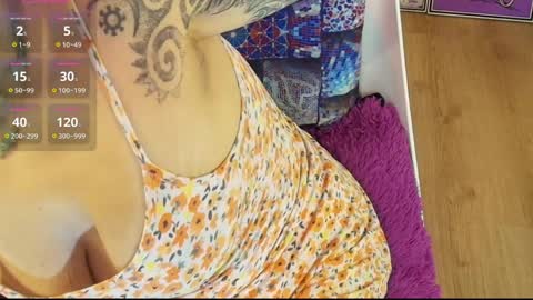 Snapshot of xamara1124 chatting on 04-10-26, 03:01 XAMARA1124 online show from 04-10-26, 03:01