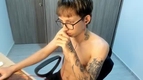 Snapshot of xamyu chatting on 06-20-26, 04:15 Xam online show from 06-20-26, 04:15