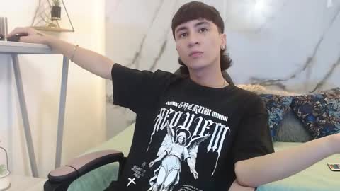 xandergrey8 online show from 04-05-26, 07:22