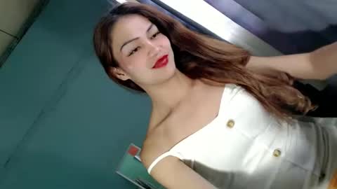 Snapshot of xangel_redx chatting on 12-06-24, 02:24 ANGEL online show from 12-06-24, 02:24