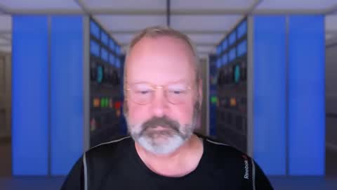 Snapshot of xarkevis chatting on 09-13-25, 08:19 X4RK3V15 online show from 09-13-25, 08:19