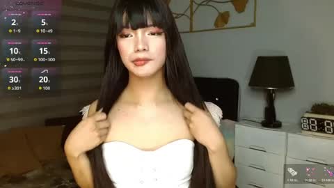 Snapshot of xasian_dollx chatting on 07-01-26, 07:43 ELLA online show from 07-01-26, 07:43