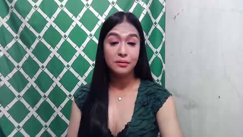 Snapshot of xasianbigcumx chatting on 02-15-25, 06:02 xasianbigcumx online show from 02-15-25, 06:02