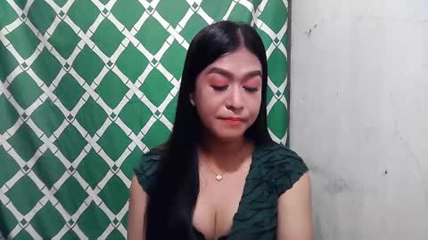 Snapshot of xasianbigcumx chatting on 02-19-25, 12:25 xasianbigcumx online show from 02-19-25, 12:25