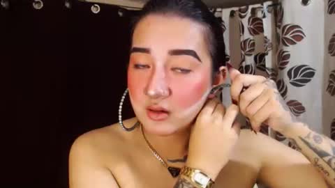 Snapshot of xasianempressx chatting on 01-05-25, 05:51 Nira NOT INTO CHEAP GUYS online show from 01-05-25, 05:51