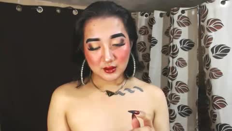 Snapshot of xasianempressx chatting on 01-18-25, 11:33 Nira NOT INTO CHEAP GUYS online show from 01-18-25, 11:33