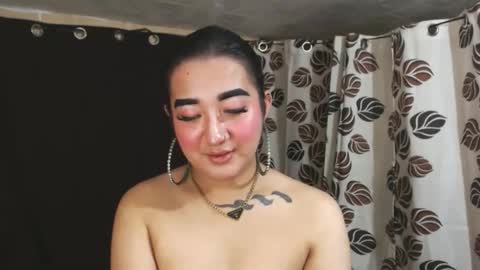 Snapshot of xasianempressx chatting on 01-28-25, 12:05 Nira NOT INTO CHEAP GUYS online show from 01-28-25, 12:05