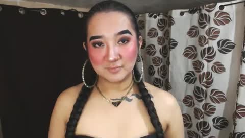 Snapshot of xasianempressx chatting on 01-31-25, 08:01 Nira NOT INTO CHEAP GUYS online show from 01-31-25, 08:01