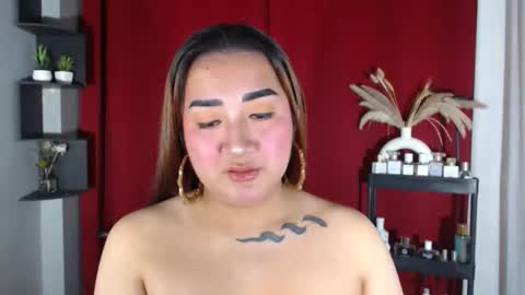 Snapshot of xasianempressx chatting on 09-25-25, 02:21 Nira NOT INTO CHEAP GUYS online show from 09-25-25, 02:21