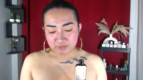 Snapshot of xasianempressx chatting on 09-30-25, 02:44 Nira NOT INTO CHEAP GUYS online show from 09-30-25, 02:44