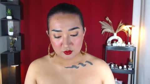 Snapshot of xasianempressx chatting on 10-16-25, 09:05 Nira NOT INTO CHEAP GUYS online show from 10-16-25, 09:05